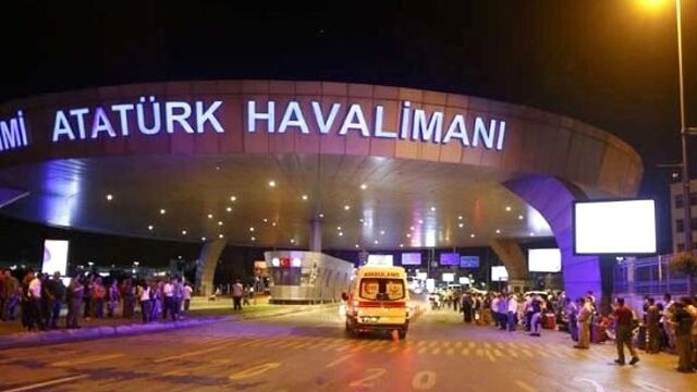 Atatürk Havalimanı&#039;ndaki saldırıdan sonra kulüplerden destek mesajları