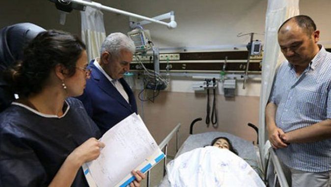 Başbakan Yıldırım, yaralıları hastanede ziyaret etti
