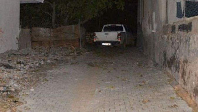 Bitlis&#039;te bomba yüklü araç imha edildi