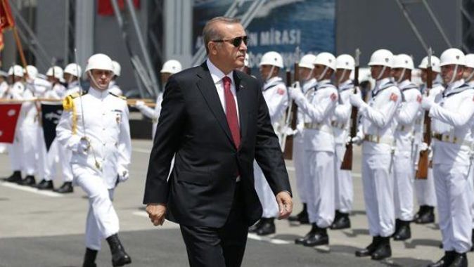 Erdoğan Burgazada&#039;yı denize indirdi, uçak gemisi müjdesi verdi