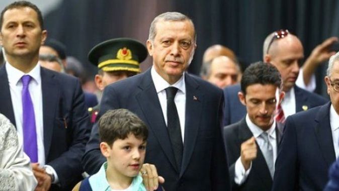 Erdoğan, Muhammed Ali&#039;yi Ahmet Akif&#039;le uğurladı