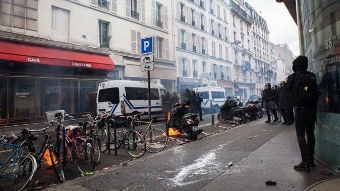 Fransa&#039;da grev ve protestolar yasaklanabilir