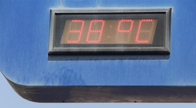 İstanbul&#039;da sıcaklık 38 dereceye yükseldi