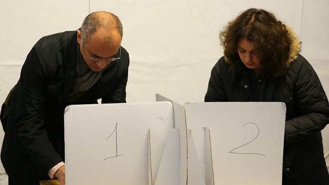 İtalya’da kısmi yerel seçimler ikinci turu için halka sandık başında