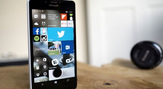 Microsoft sessizliğini bozuyor: Yeni bir Windows Phone