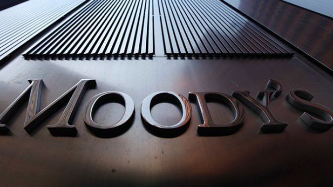 Moody&#039;s İngiltere&#039;nin kredi notunu negatife çekti