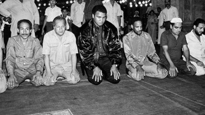 Muhammed Ali: Peygamber adı taşıyorum, ismimi yerlere yazdırmam