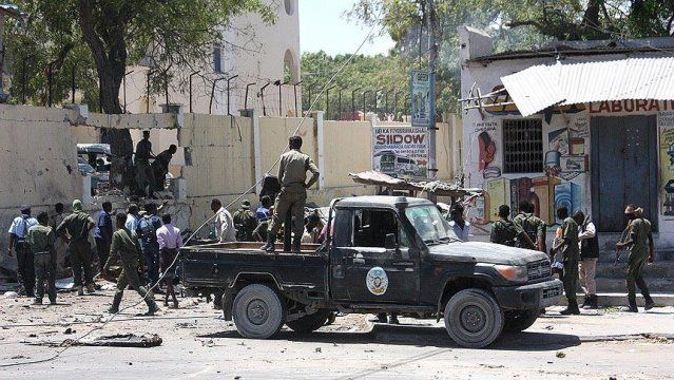 Somali&#039;de askeri karargaha saldırı: 43 ölü