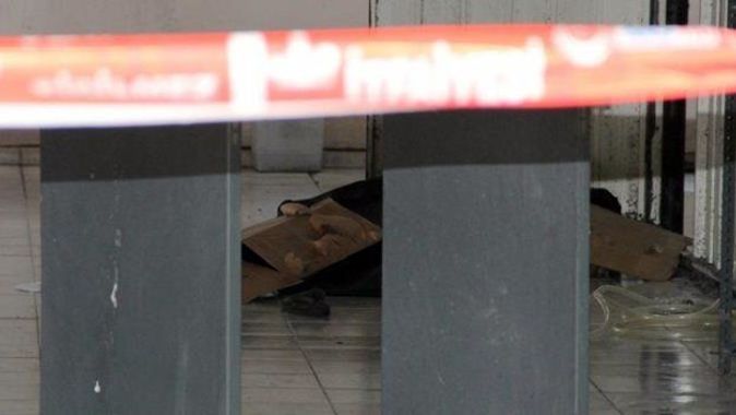 Üzerine yük asansörü düşen Suriyeli öldü