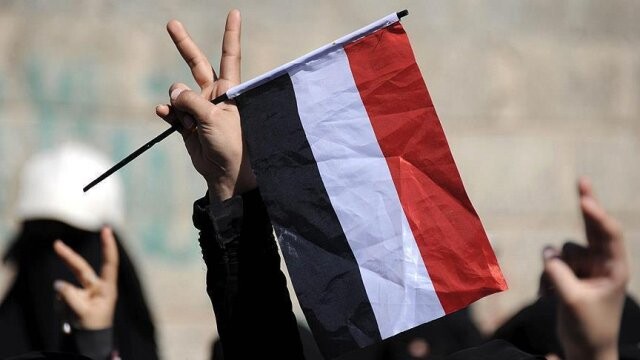 Yemen hükümeti, geçici başkent Aden&#039;de toplandı