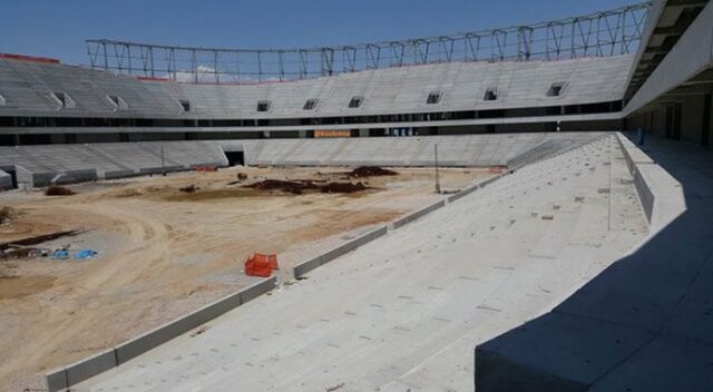 Yeni Adana Stadı&#039;nın yarısı tamamlandı