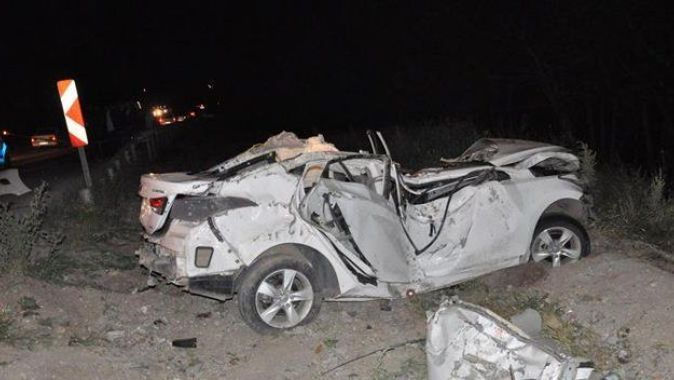 Yozgat&#039;ta korkunç kaza, 2 kişi hayatını kaybetti