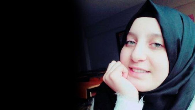 15 yaşındaki kız, selfie çekmek isterken başından vuruldu