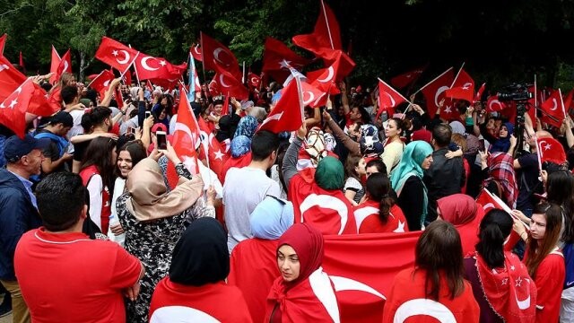 Almanya&#039;daki Türk STK&#039;lar: 15 Temmuz &#039;Türk halkının demokrasi zaferi&#039;dir