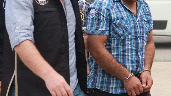 Diyarbakır&#039;daki terör operasyonunda 2 tutuklama