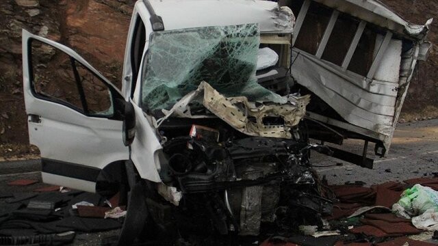 Dominik Cumhuriyeti&#039;nde trafik kazası: 16 ölü