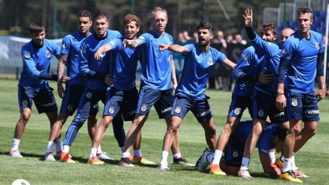 Fenerbahçe’de yeni sezon hazırlıkları devam ediyor
