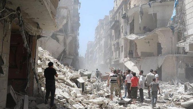 Halep&#039;te çarşıya hava saldırısı: 10 ölü, 15 yaralı