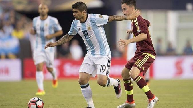 Inter&#039;e Arjantinli orta saha