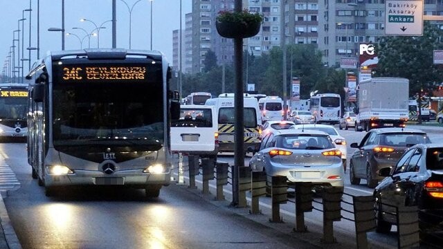 İstanbul&#039;da toplu taşıma pazar gecesine kadar ücretsiz