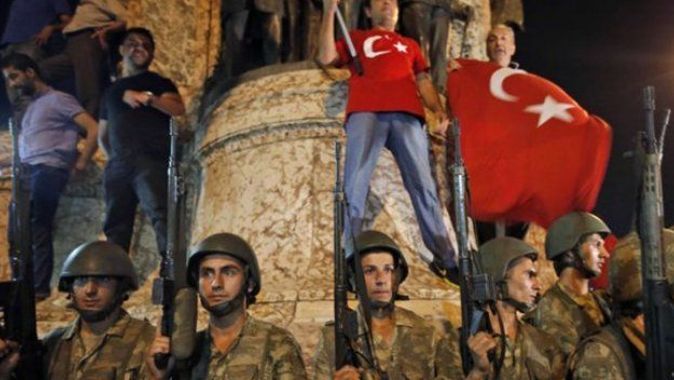 İstanbul&#039;daki darbe girişimi soruşturmasında 2070 kişi tutuklandı