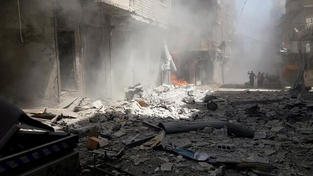 Katil Esad güçleri pazar yerini vurdu: 28 ölü