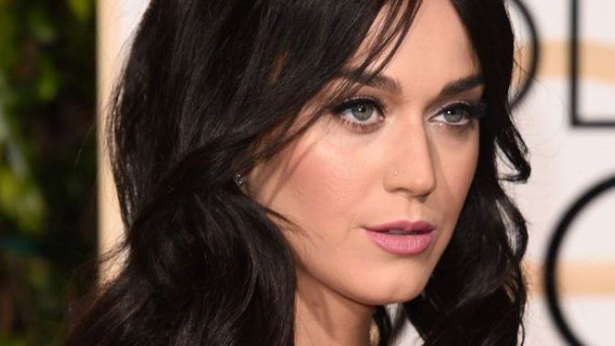 Katy Perry rekor kırdı
