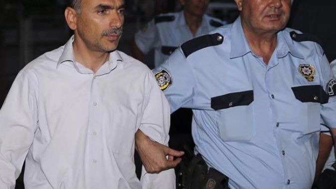 Adana&#039;da FETÖ operasyonu: 18 gözaltı