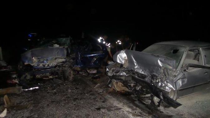 Afyonkarahisar&#039;da trafik kazası: 1 ölü, 4 yaralı