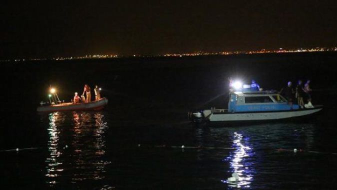 Antalya&#039;da otomobil denize uçtu: 2 ölü
