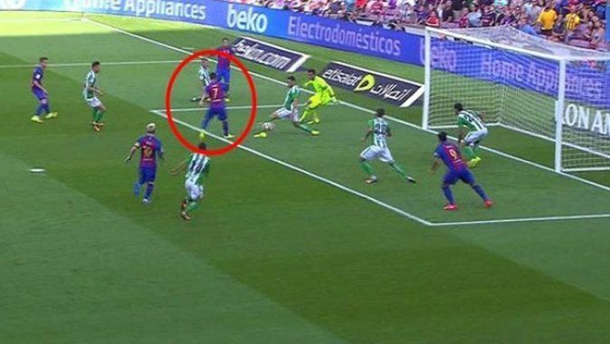 Arda Turan, attığı golle Barcelona tarihine geçti