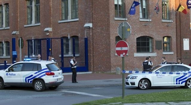 Belçika&#039;da polise palalı saldırı