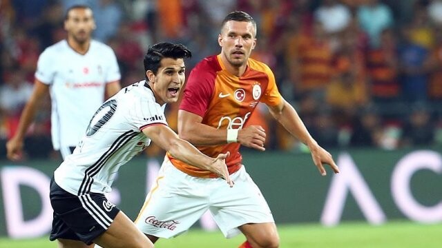 Galatasaray&#039;da Podolski 2-3 hafta sahalardan uzak kalacak