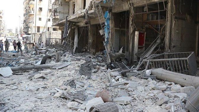 Halep&#039;te pazar yerine saldırı: 20 ölü