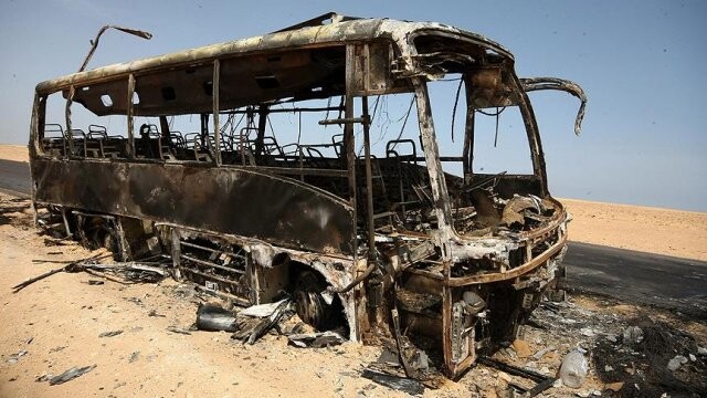 İdlib&#039;de otobüste patlama: 15 ölü, 20 yaralı