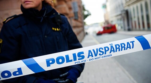 İsveç&#039;te kavga çıkan kampta polis sığınmacıyı vurdu