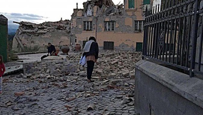 İtalya’da deprem bölgesinde OHAL