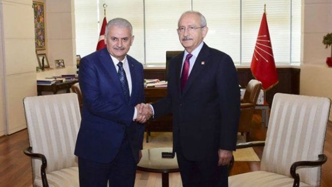 Kılıçdaroğlu, Başbakan Yıldırım&#039;ı kapıda karşıladı