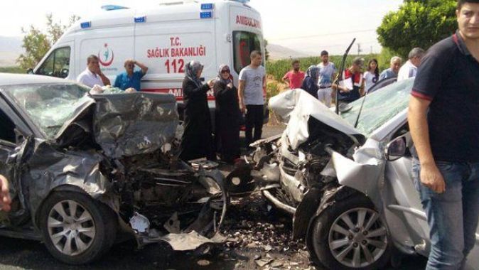 Malatya-Kayseri karayolunda feci kaza, 4 kişi hayatını kaybetti