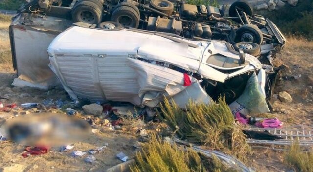 Mersin&#039;de feci kaza: 2 ölü, 5 yaralı