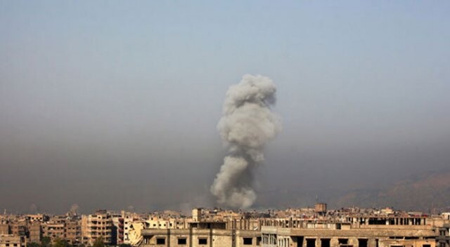 Rejim uçakları Şam&#039;ı bombalıyor!