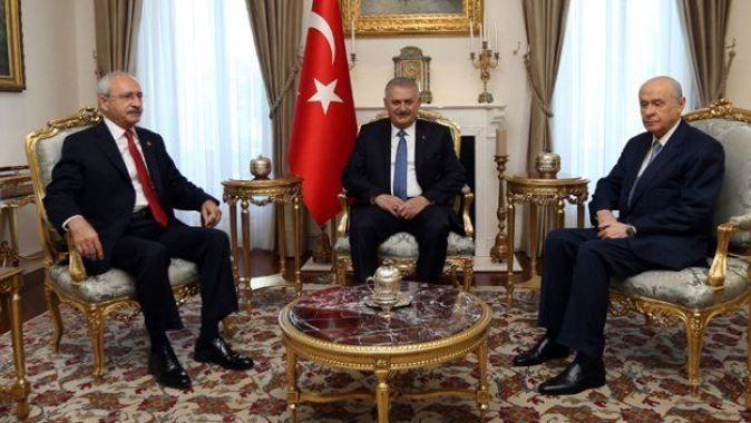 Üç liderden HDP&#039;ye: &#039;PKK&#039;ya tavrını koy&#039;