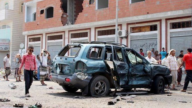 Yemen&#039;de bomba yüklü araçla saldırı: 65 ölü
