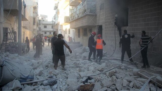 İdlib&#039;te yerleşim yerine vakum bombalı saldırı: 20 ölü, 24 yaralı