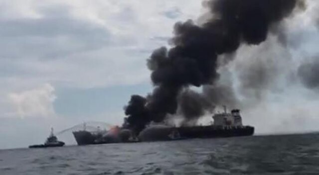 Meksika Körfezi&#039;nde dev tanker yangını