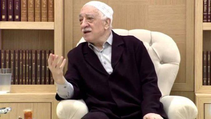 Teröristbaşı Gülen&#039;e soruları cinler getirmiş