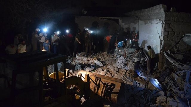 Azez&#039;de bombalı saldırı: 15 ölü