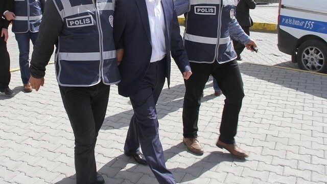 Erzurum&#039;da 5 zabıt katibi FETÖ&#039;den gözaltına alındı