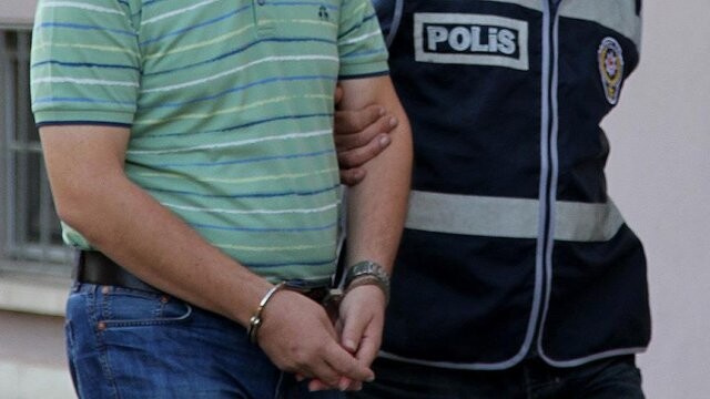 Karşıyaka yöneticisi gözaltına alındı