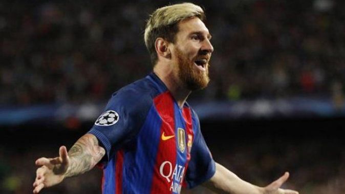 Messi şov yaptı! Barça M.City&#039;e 4 attı...
